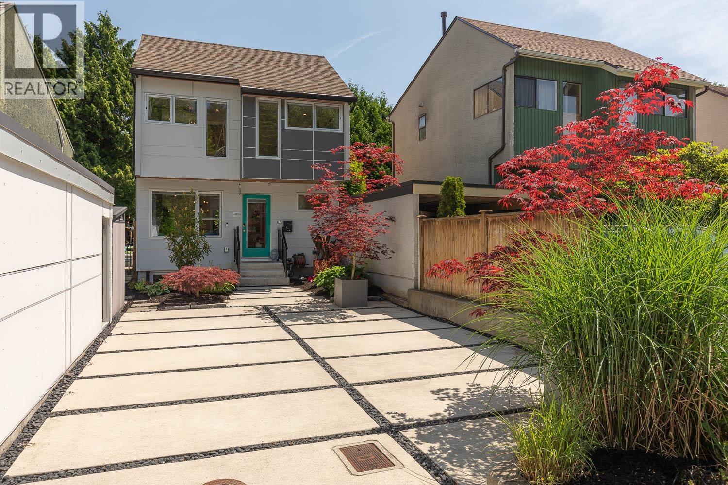 3812 GARDEN GROVE DRIVE, Burnaby