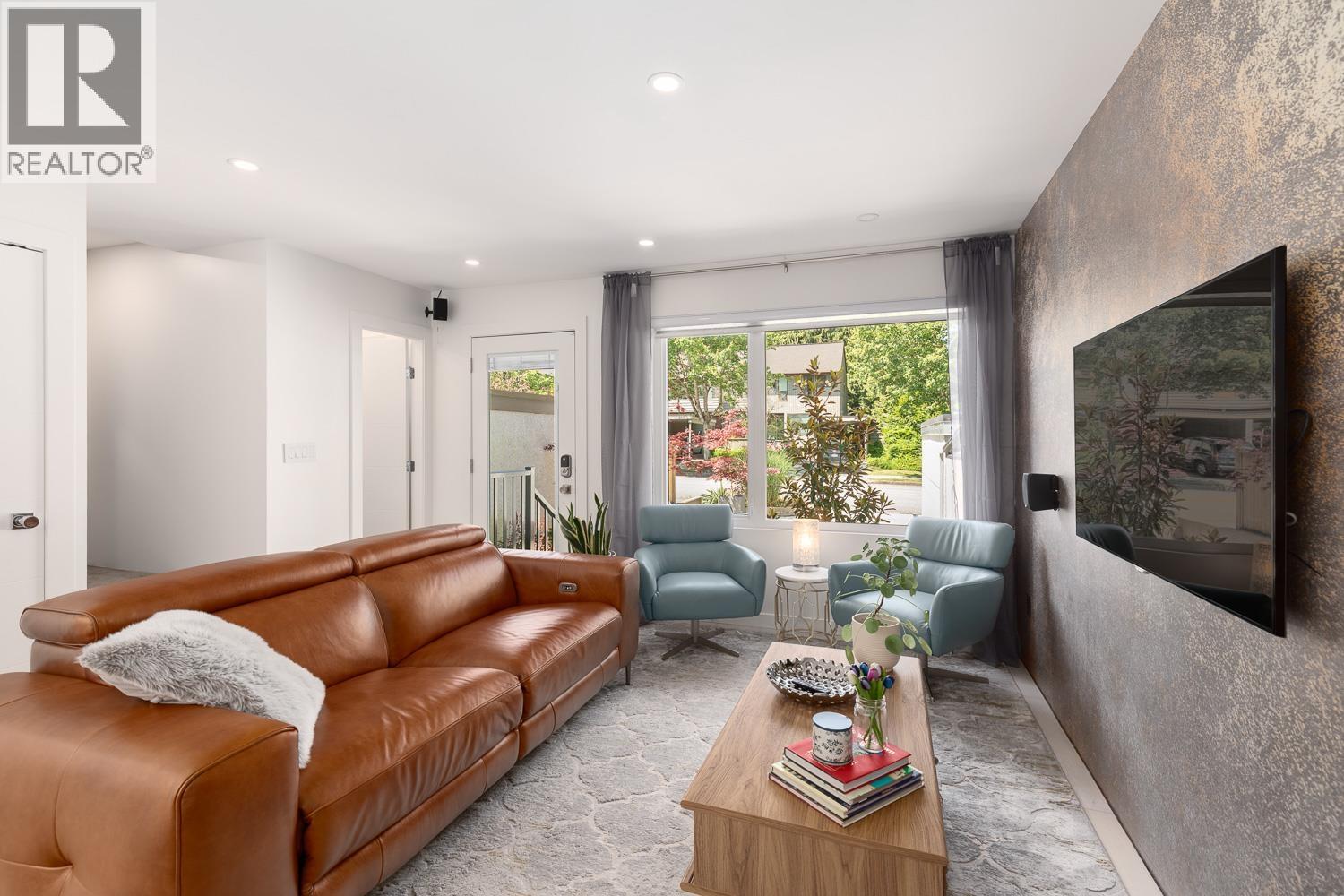 3812 GARDEN GROVE DRIVE, Burnaby