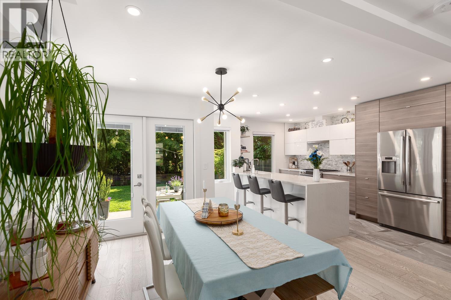 3812 GARDEN GROVE DRIVE, Burnaby