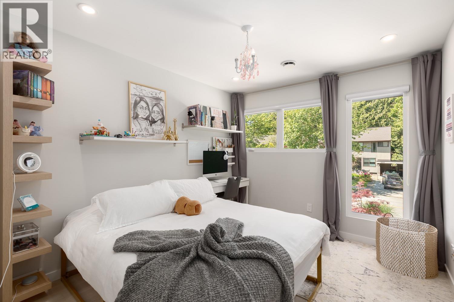 3812 GARDEN GROVE DRIVE, Burnaby