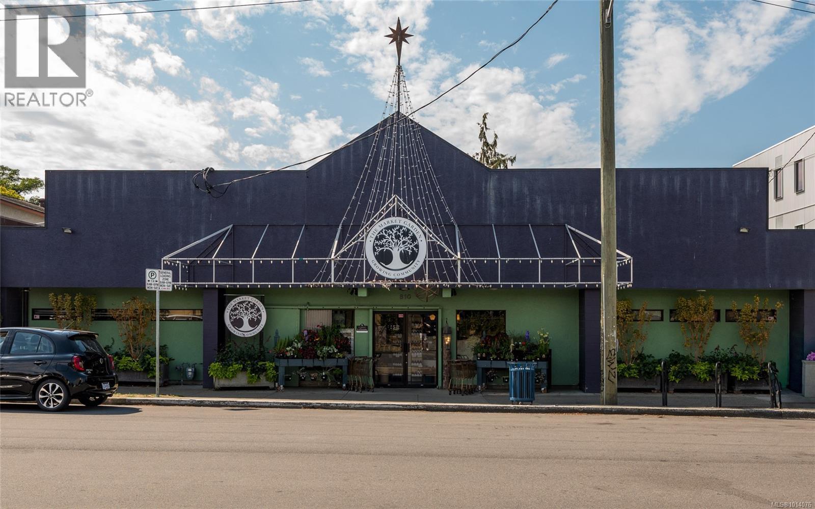 4 820 Dunsmuir Road, Esquimalt