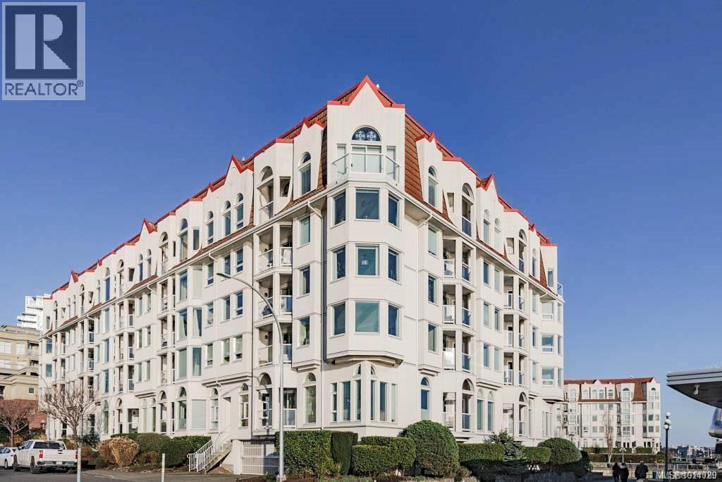 305 11 Cooperage Place West, Victoria
