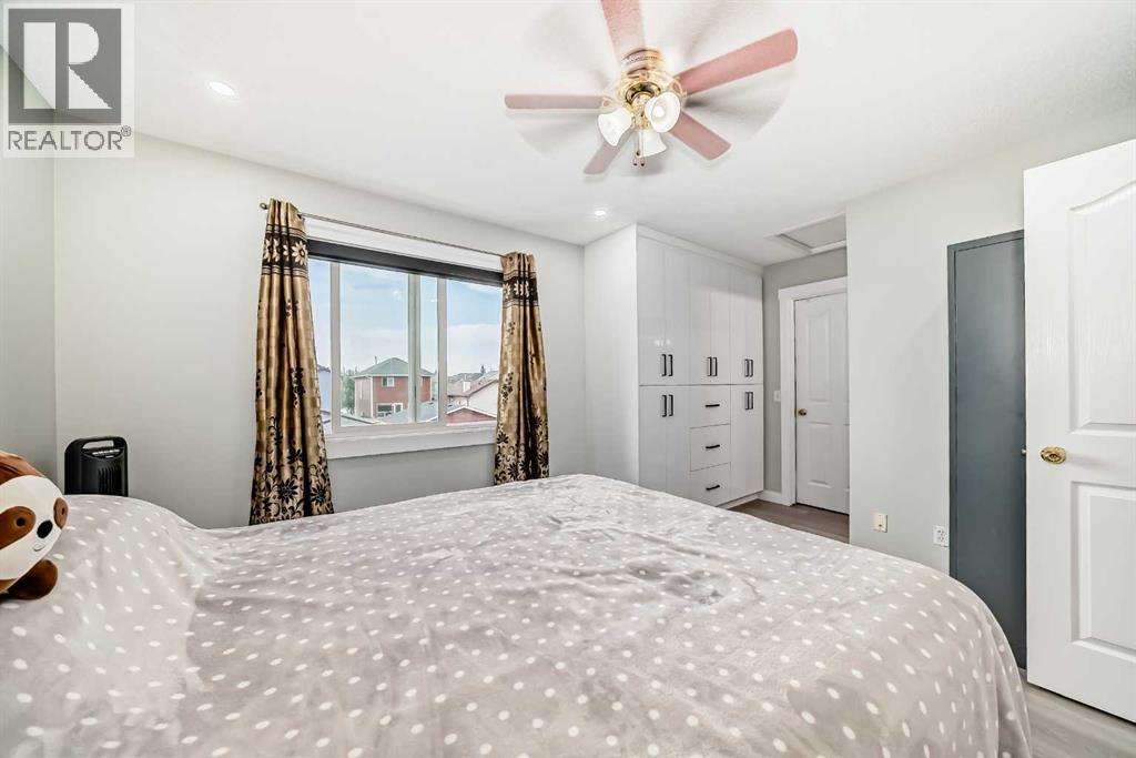 Single Family House for Sale in  Taravista Way NE Taradale Calgary 