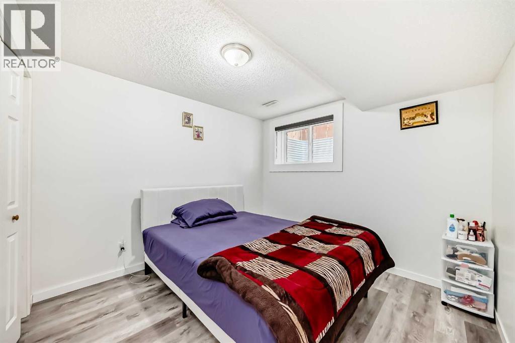 Single Family House for Sale in  Taravista Way NE Taradale Calgary 