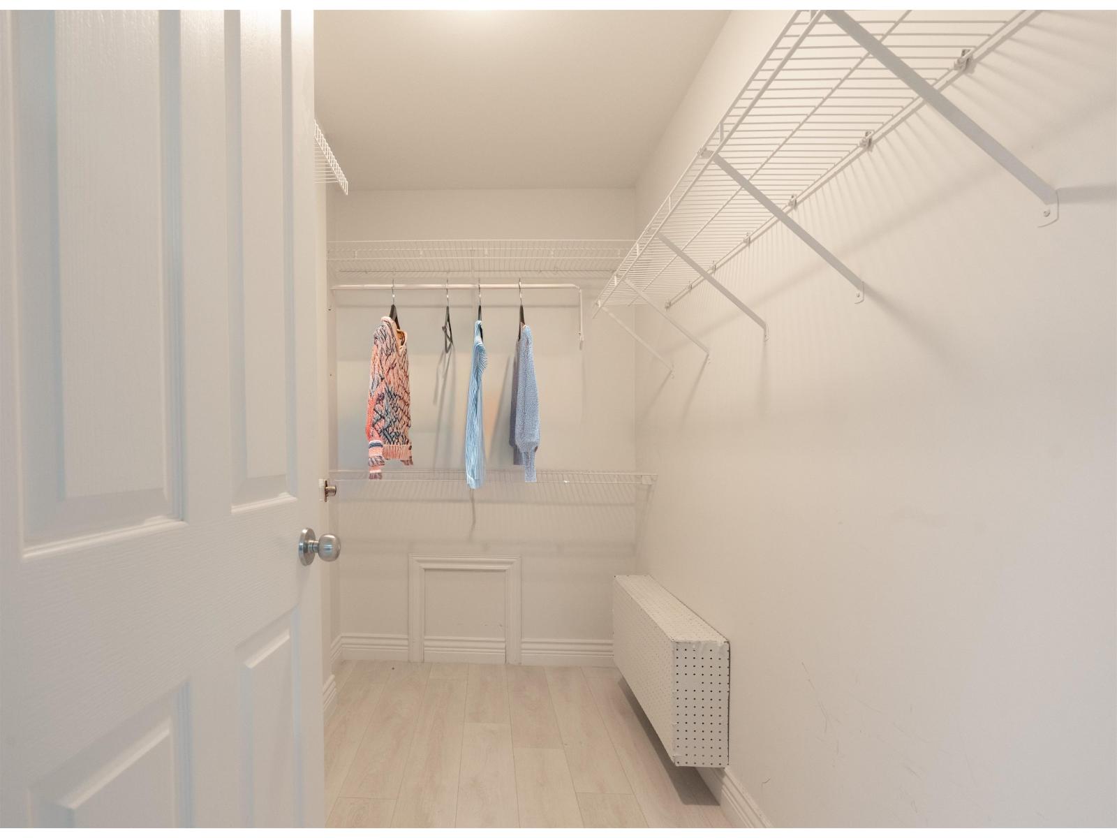 1388 LEE STREET, White Rock