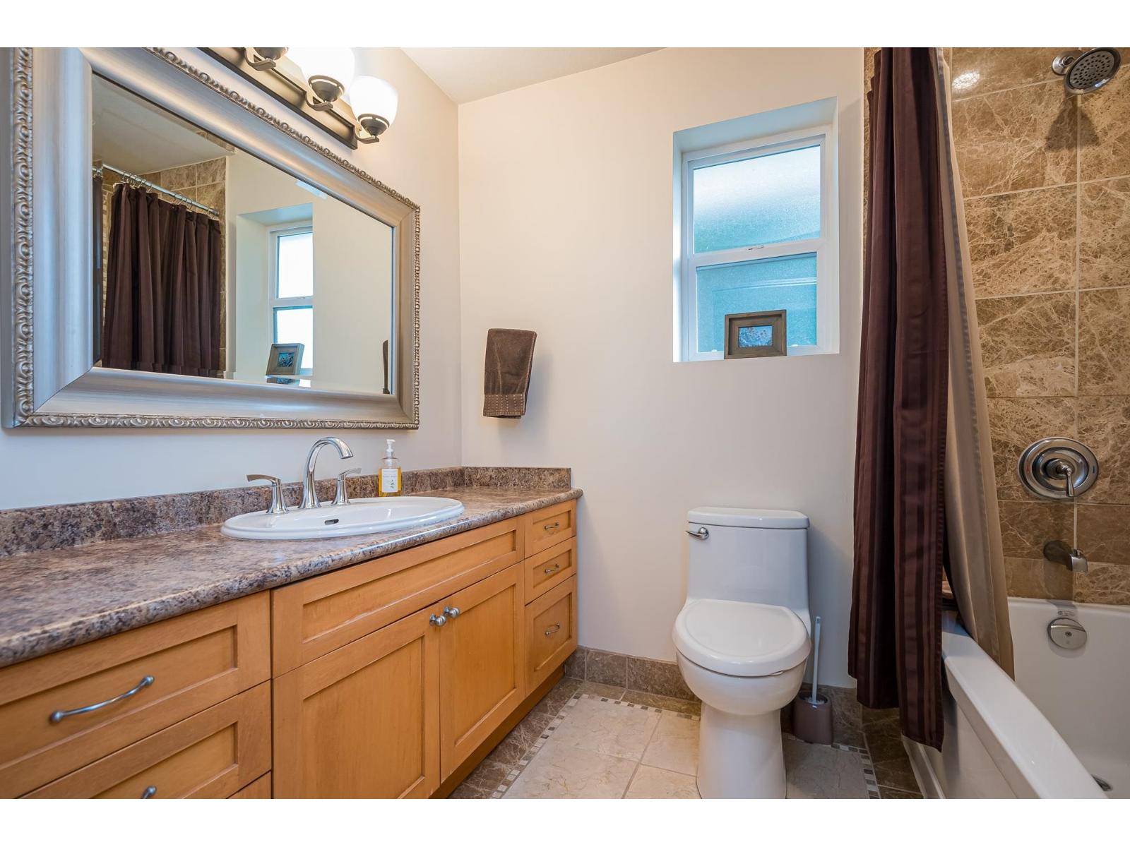 19810 20 AVENUE, Langley