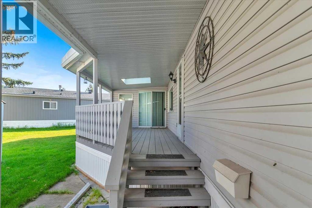 Single Family House Mobile Home for Sale in  Burroughs Circle NE Montgomery Calgary 