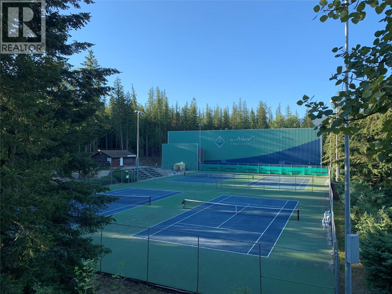 4 1910 11 Avenue Northeast, Salmon Arm