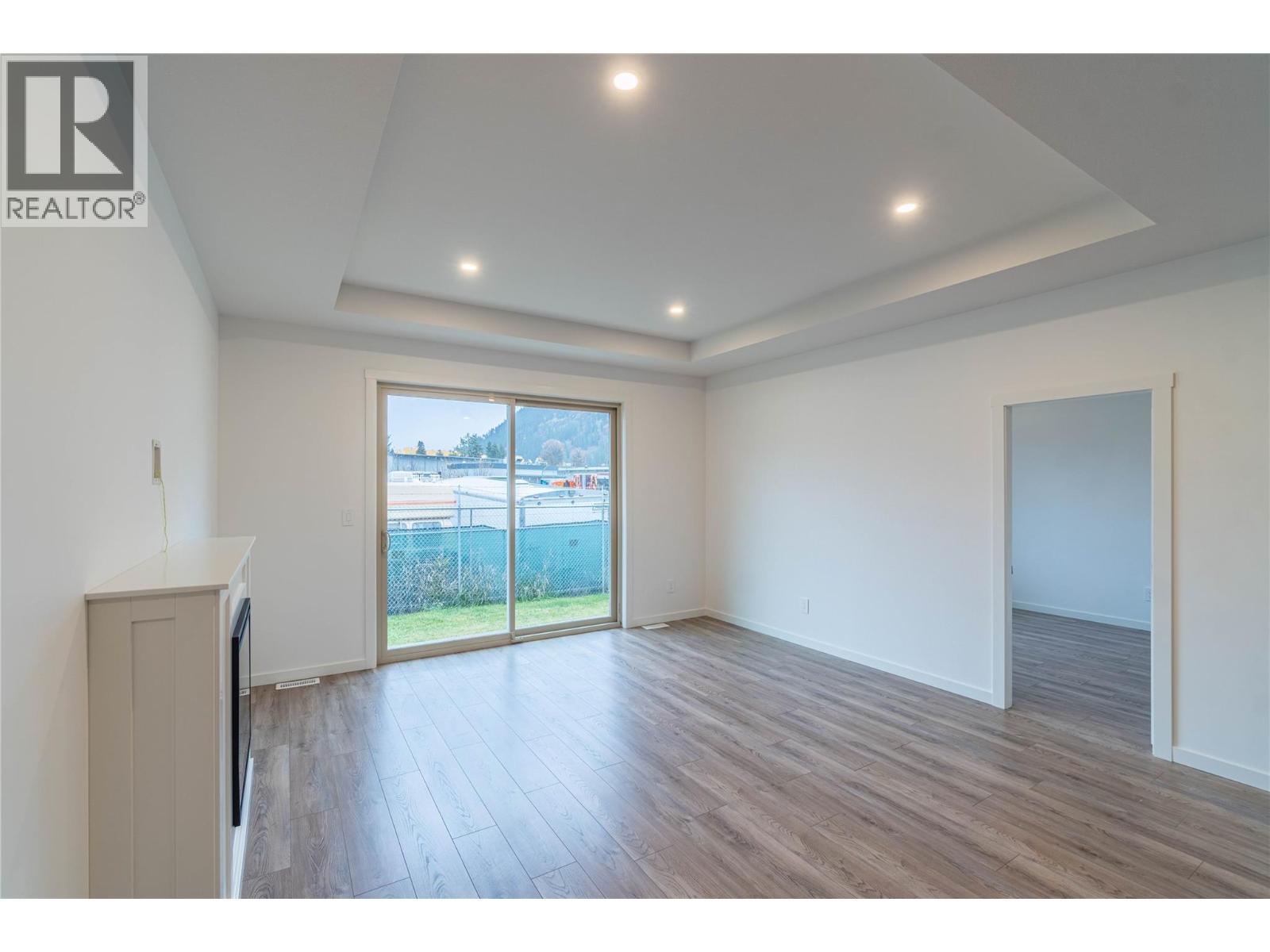 220 Shepherd Road Unit# 11, Chase