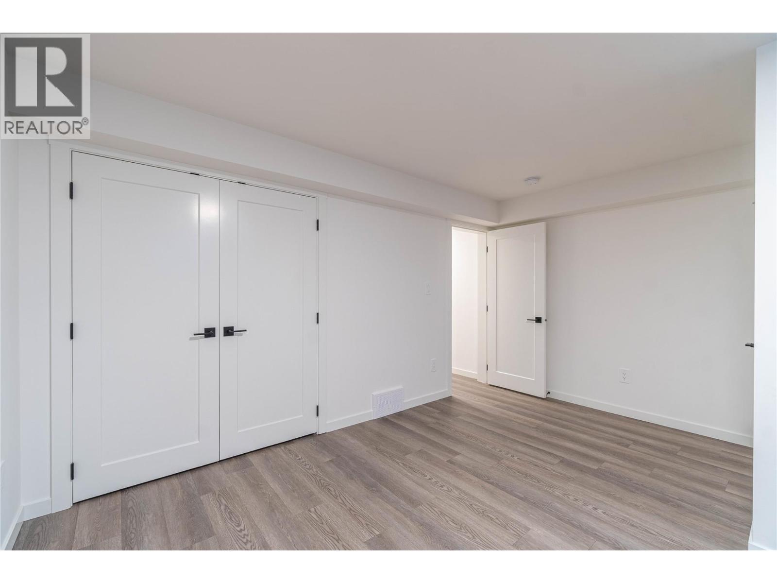 220 Shepherd Road Unit# 11, Chase