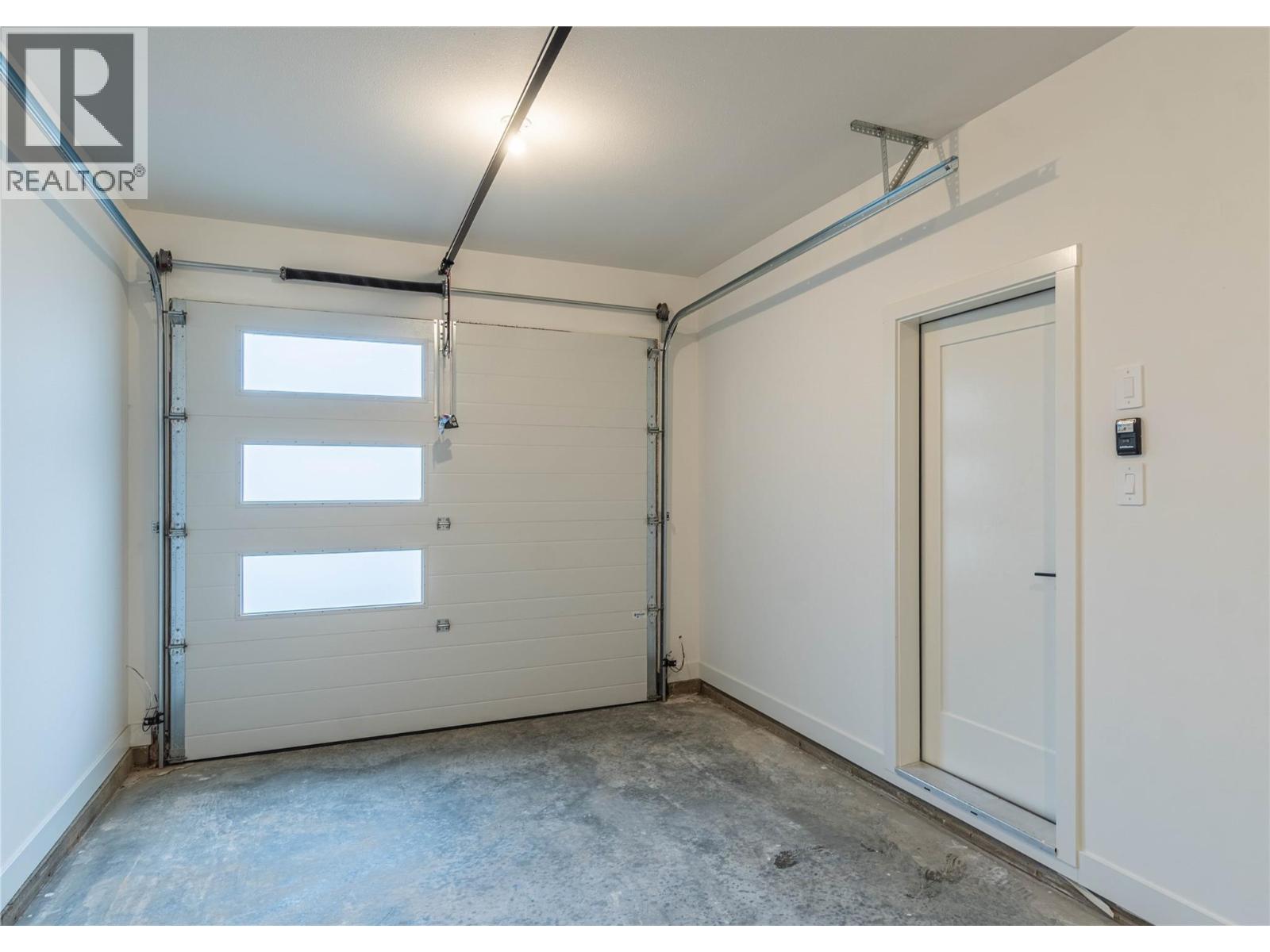 220 Shepherd Road Unit# 11, Chase