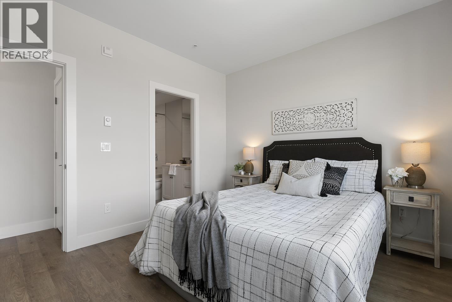 208 1942 STARLING DRIVE, Tsawwassen