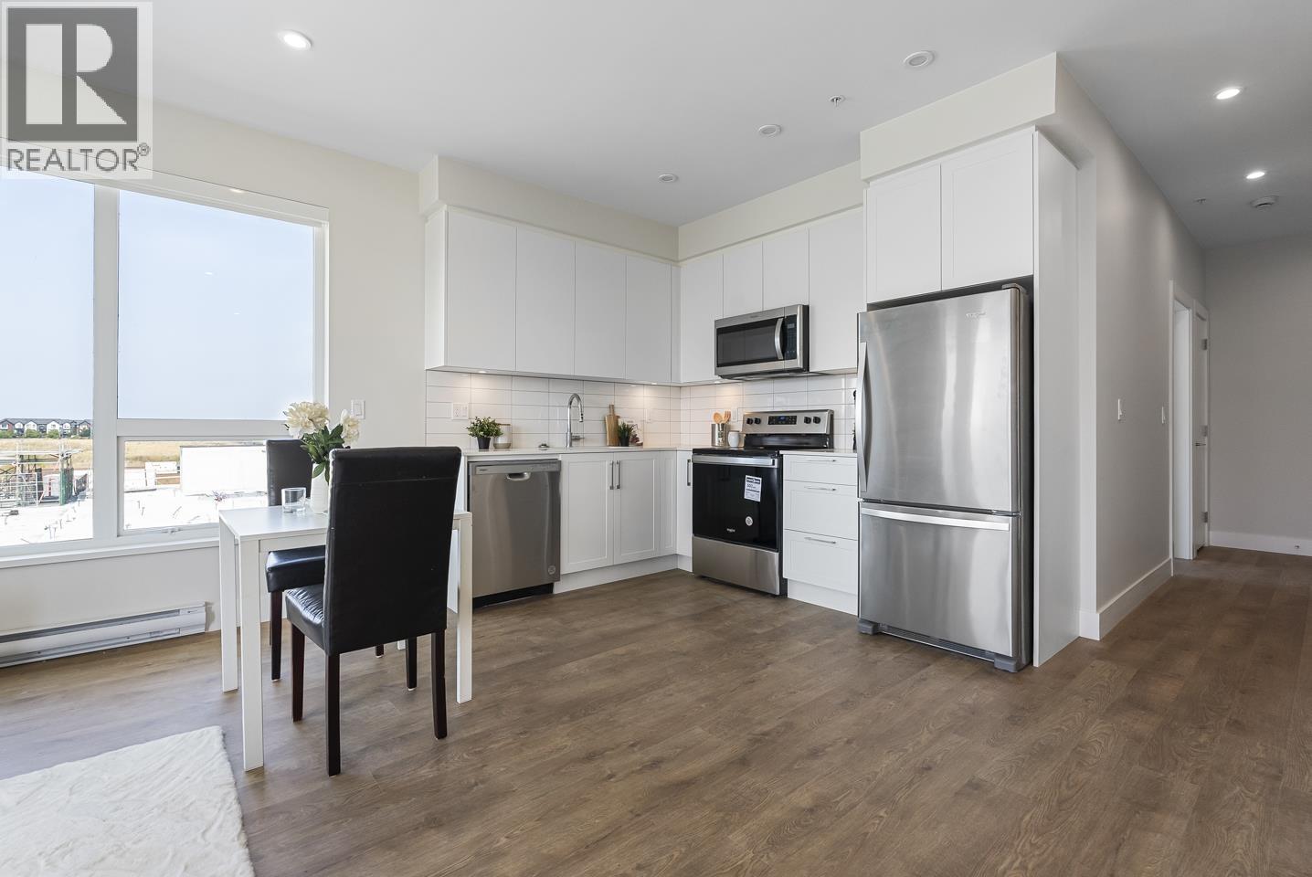 208 1942 STARLING DRIVE, Tsawwassen