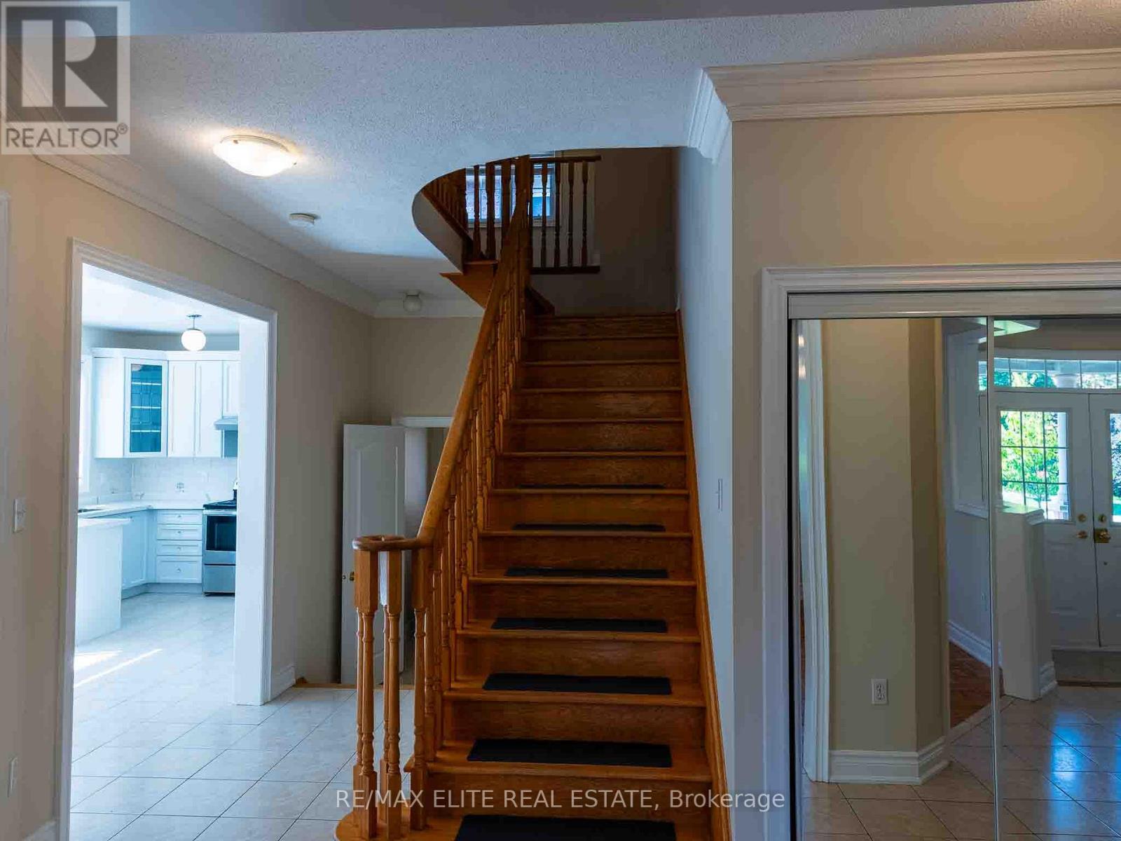 Single Family House for Sale in  GOULD LANE Vaughan (Patterson) 