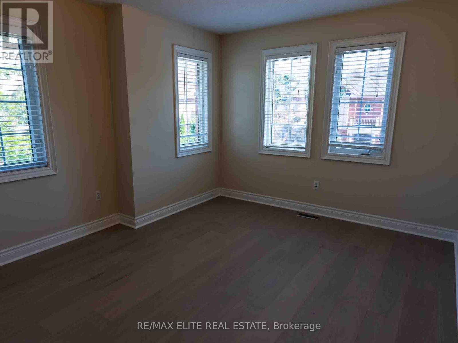 Single Family House for Sale in  GOULD LANE Vaughan (Patterson) 