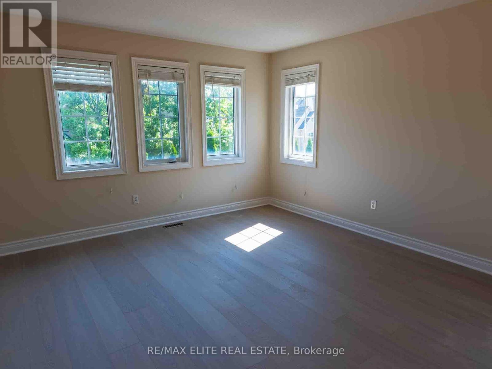 Single Family House for Sale in  GOULD LANE Vaughan (Patterson) 