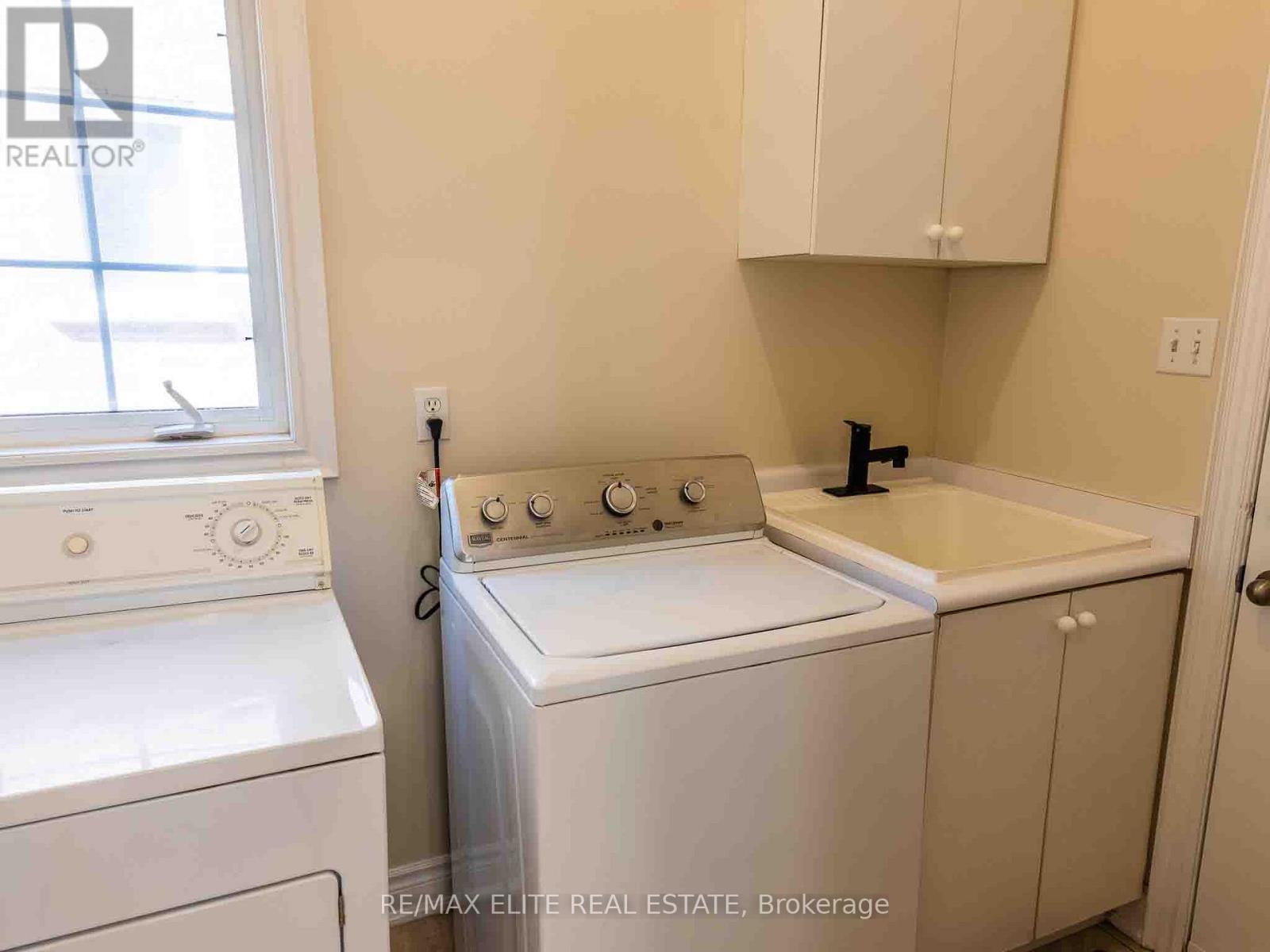 Single Family House for Sale in  GOULD LANE Vaughan (Patterson) 