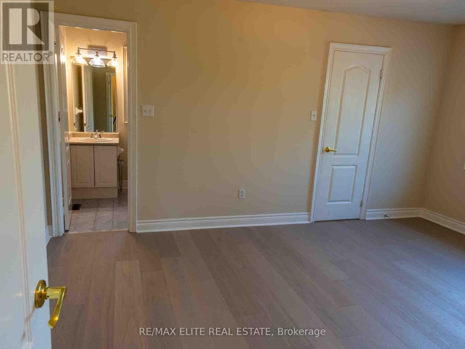Single Family House for Sale in  GOULD LANE Vaughan (Patterson) 