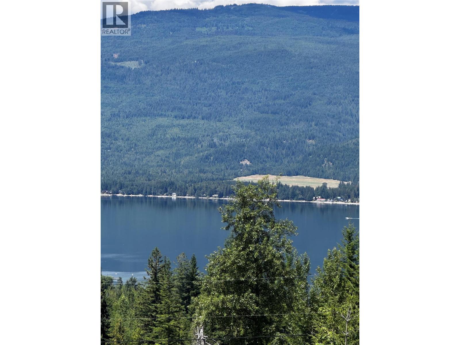 5036 Heritage Drive, Eagle Bay