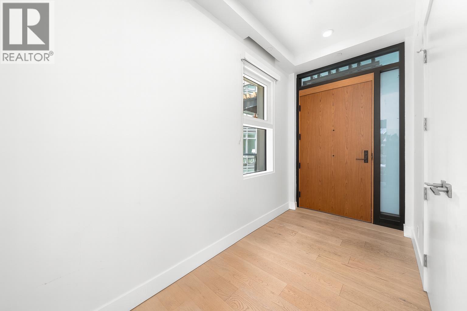 309 6707 NELSON AVENUE, West Vancouver
