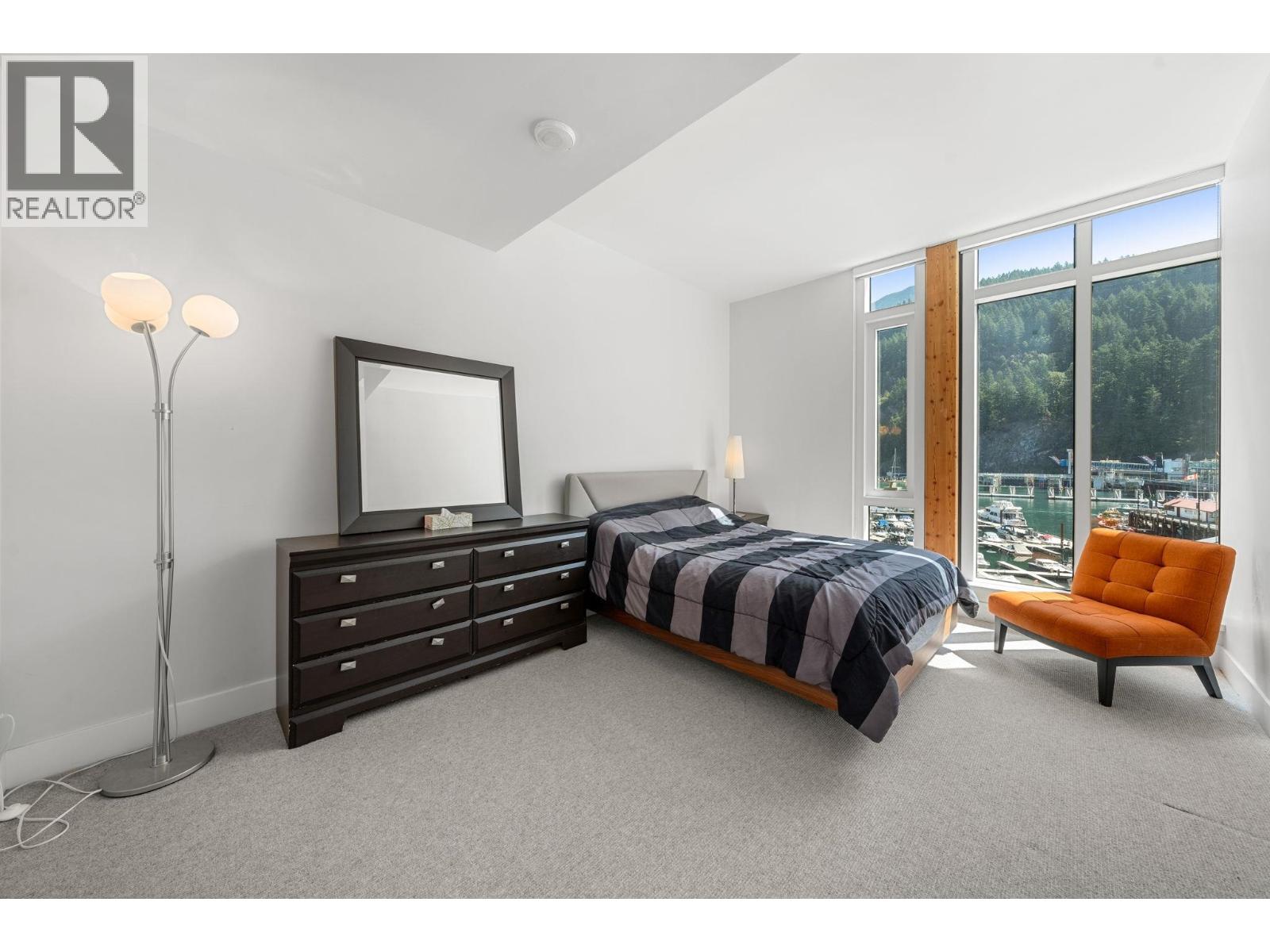 309 6707 NELSON AVENUE, West Vancouver