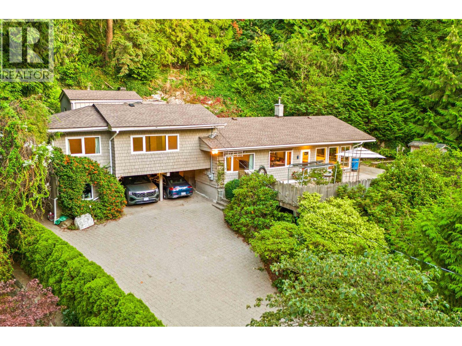 6775 MARINE DRIVE, West Vancouver