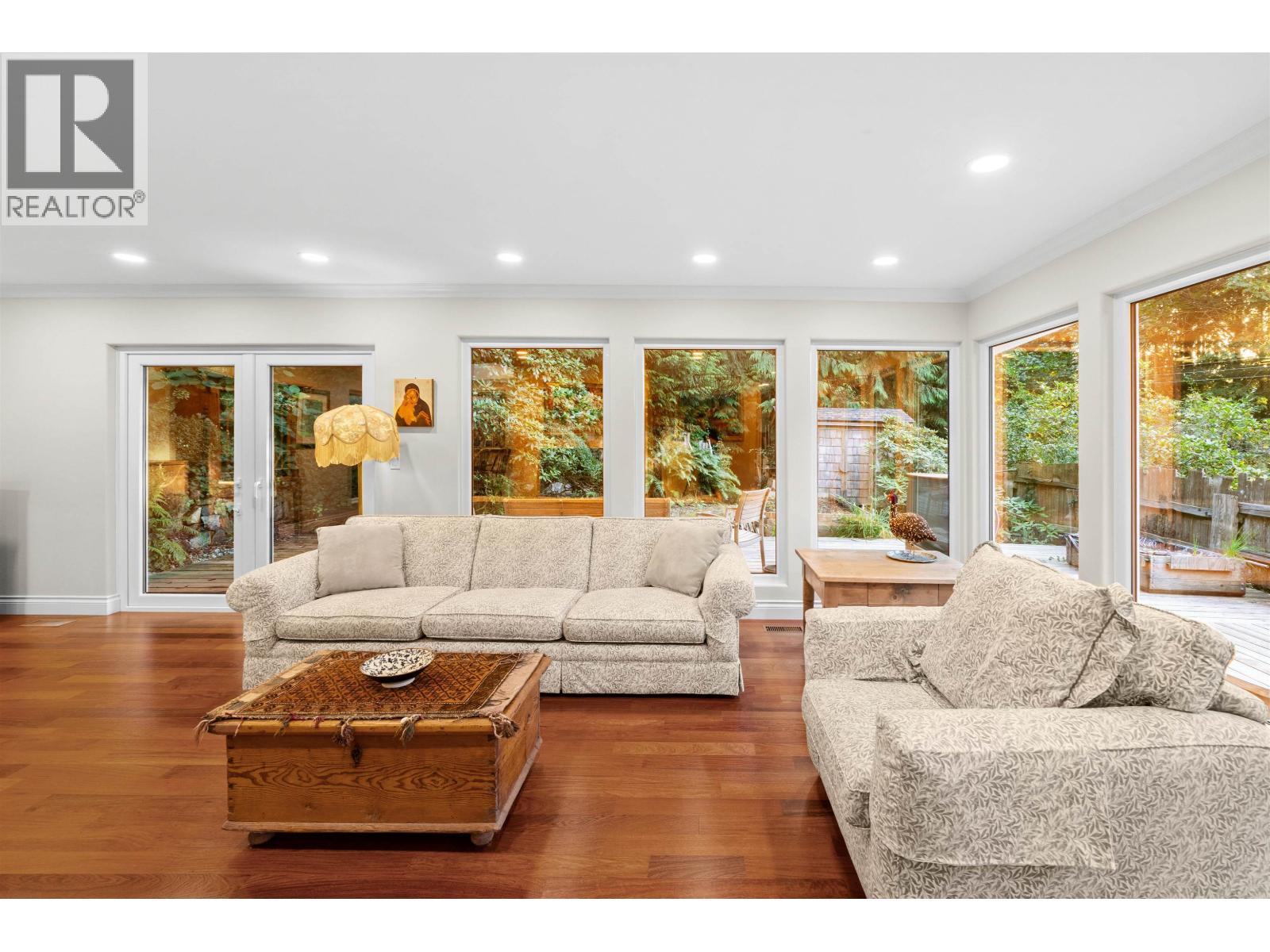6775 MARINE DRIVE, West Vancouver