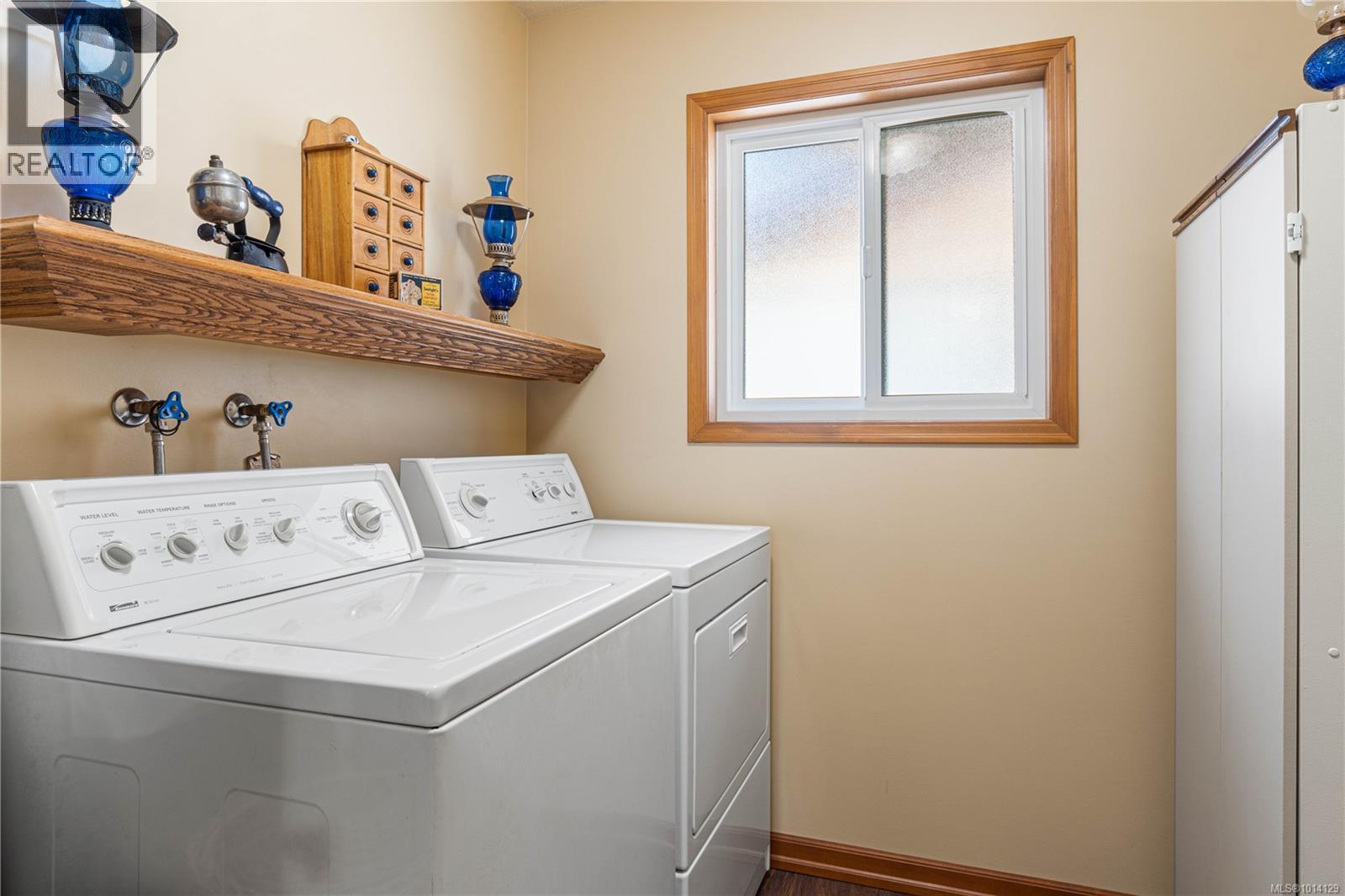 694 Wedgewood Cres, Parksville