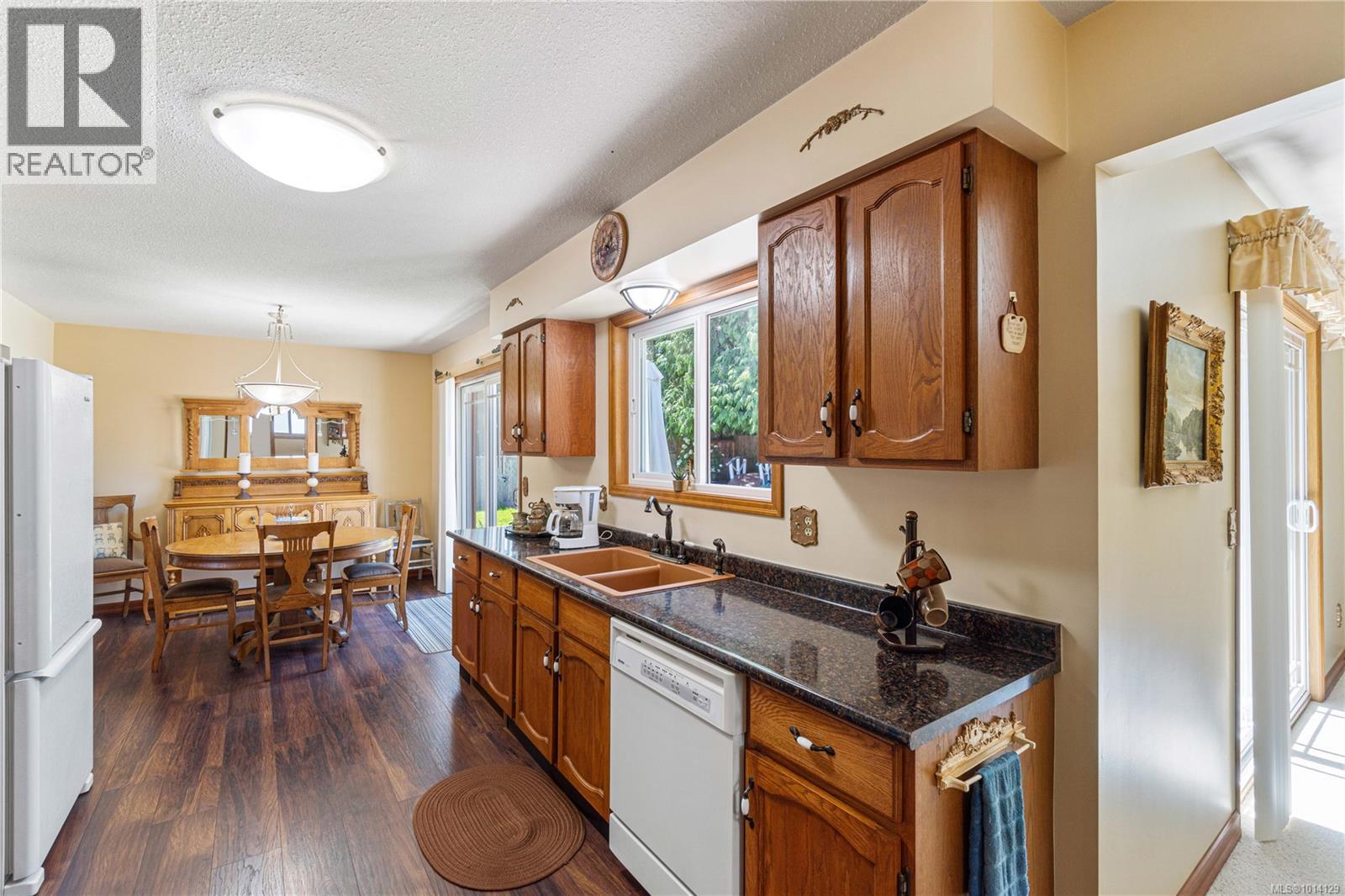 694 Wedgewood Cres, Parksville