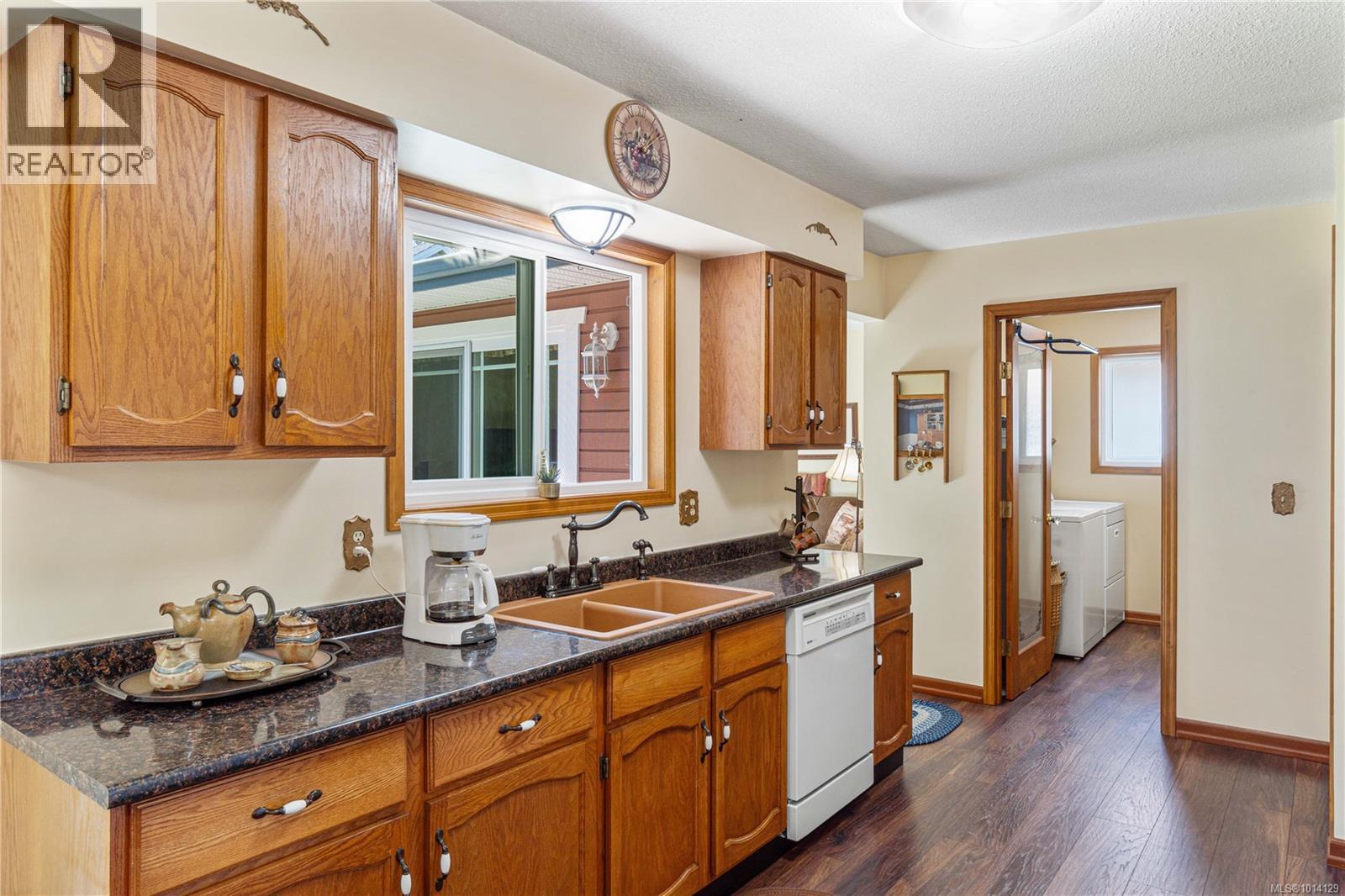 694 Wedgewood Cres, Parksville