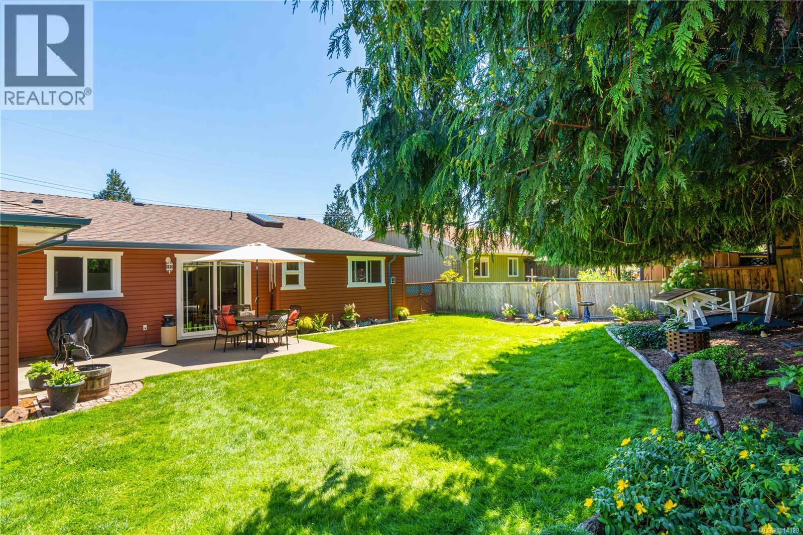 694 Wedgewood Cres, Parksville