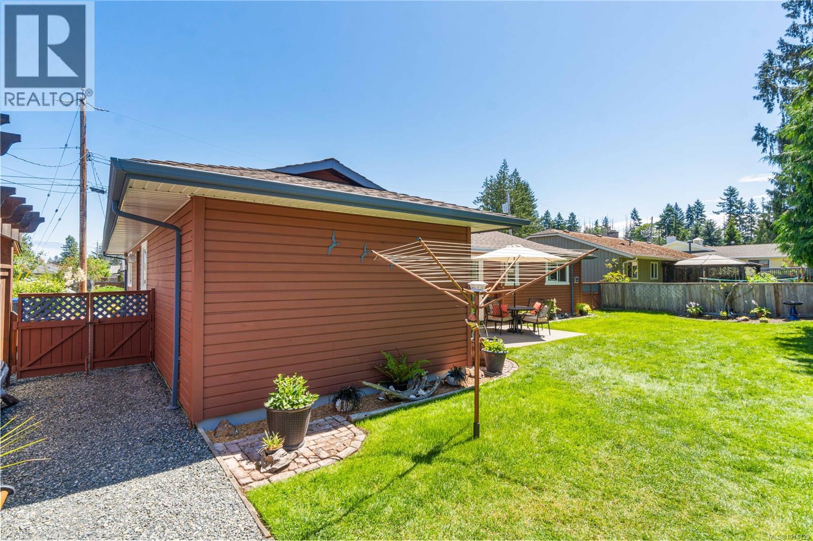 694 Wedgewood Cres, Parksville