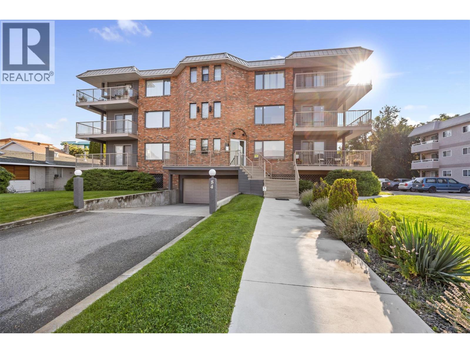 #204-84 Van Horne Street, Penticton
