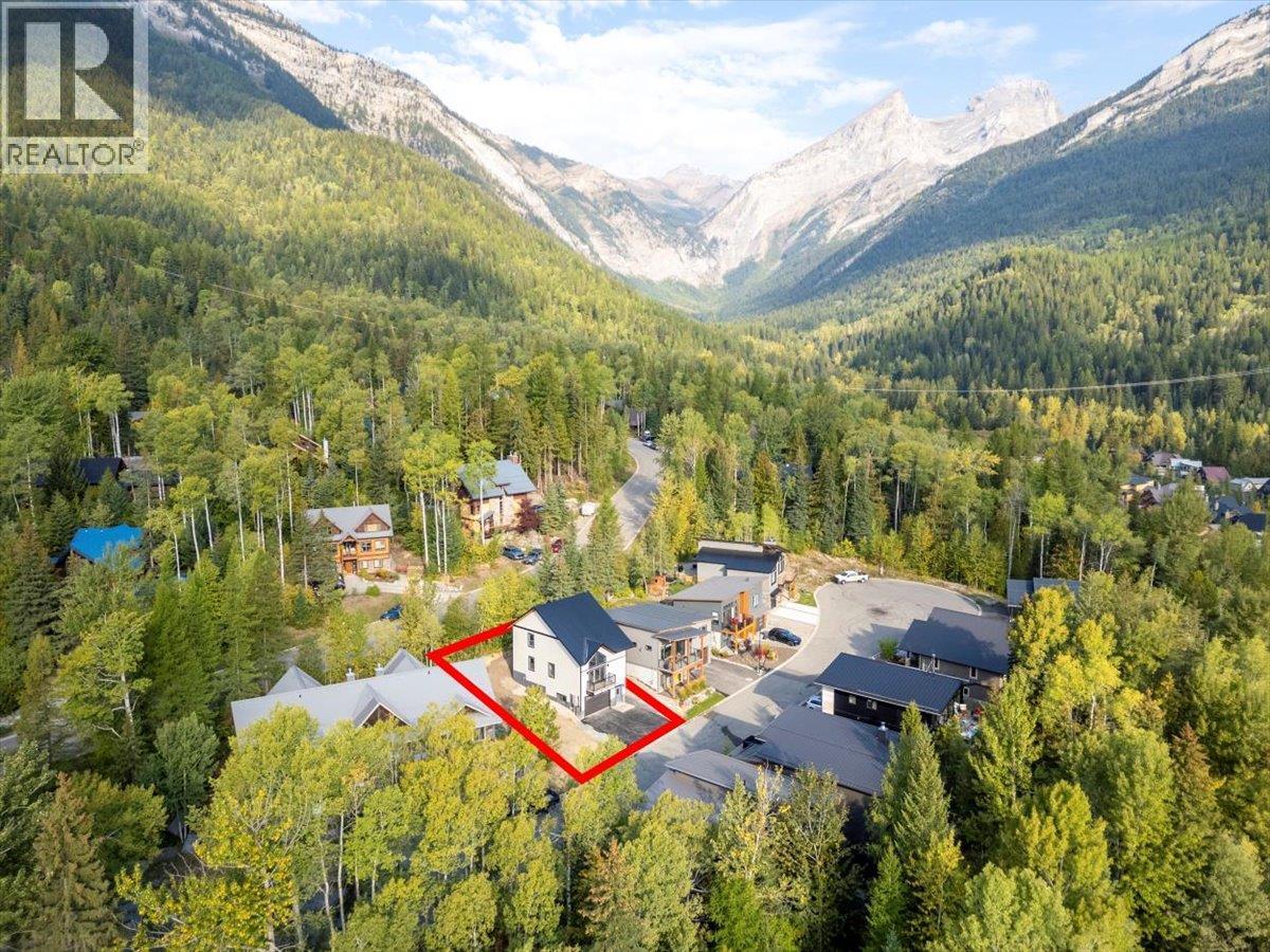 3 Alpine Trail Place, Fernie
