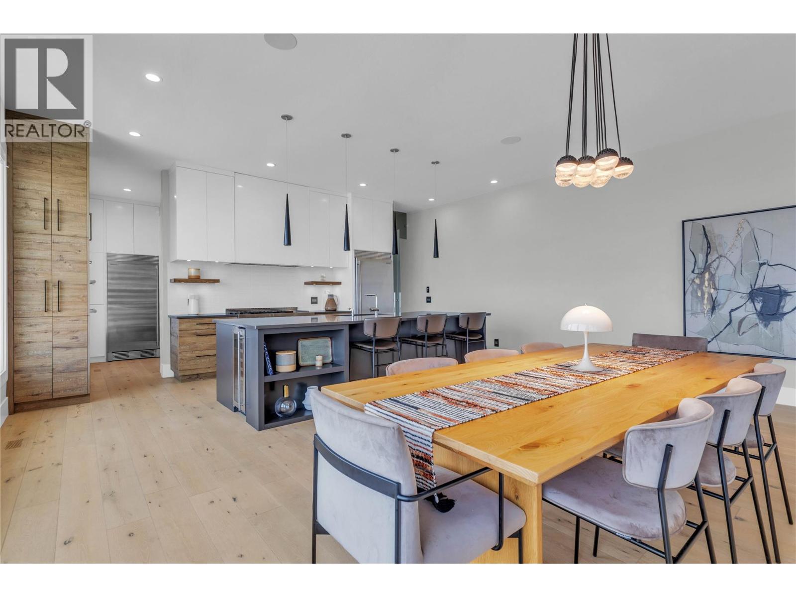  1050 Ledgeview Court, Kelowna