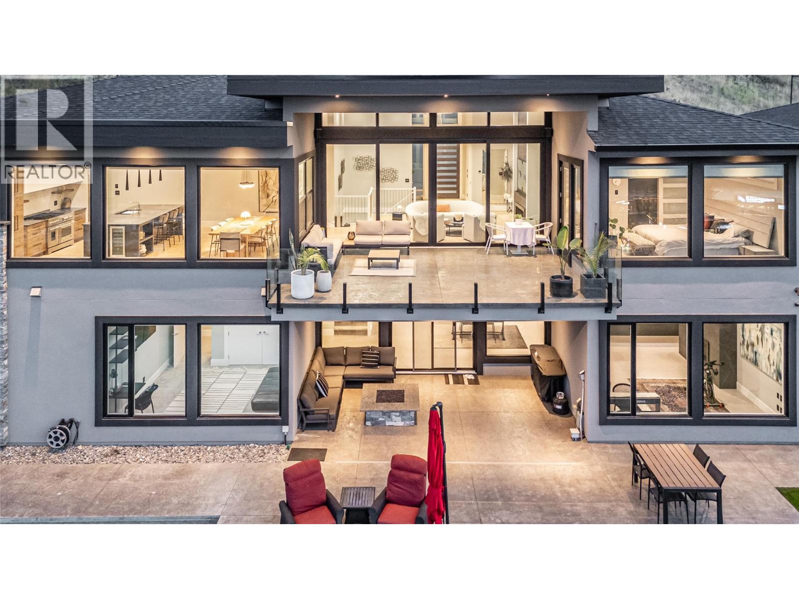  1050 Ledgeview Court, Kelowna