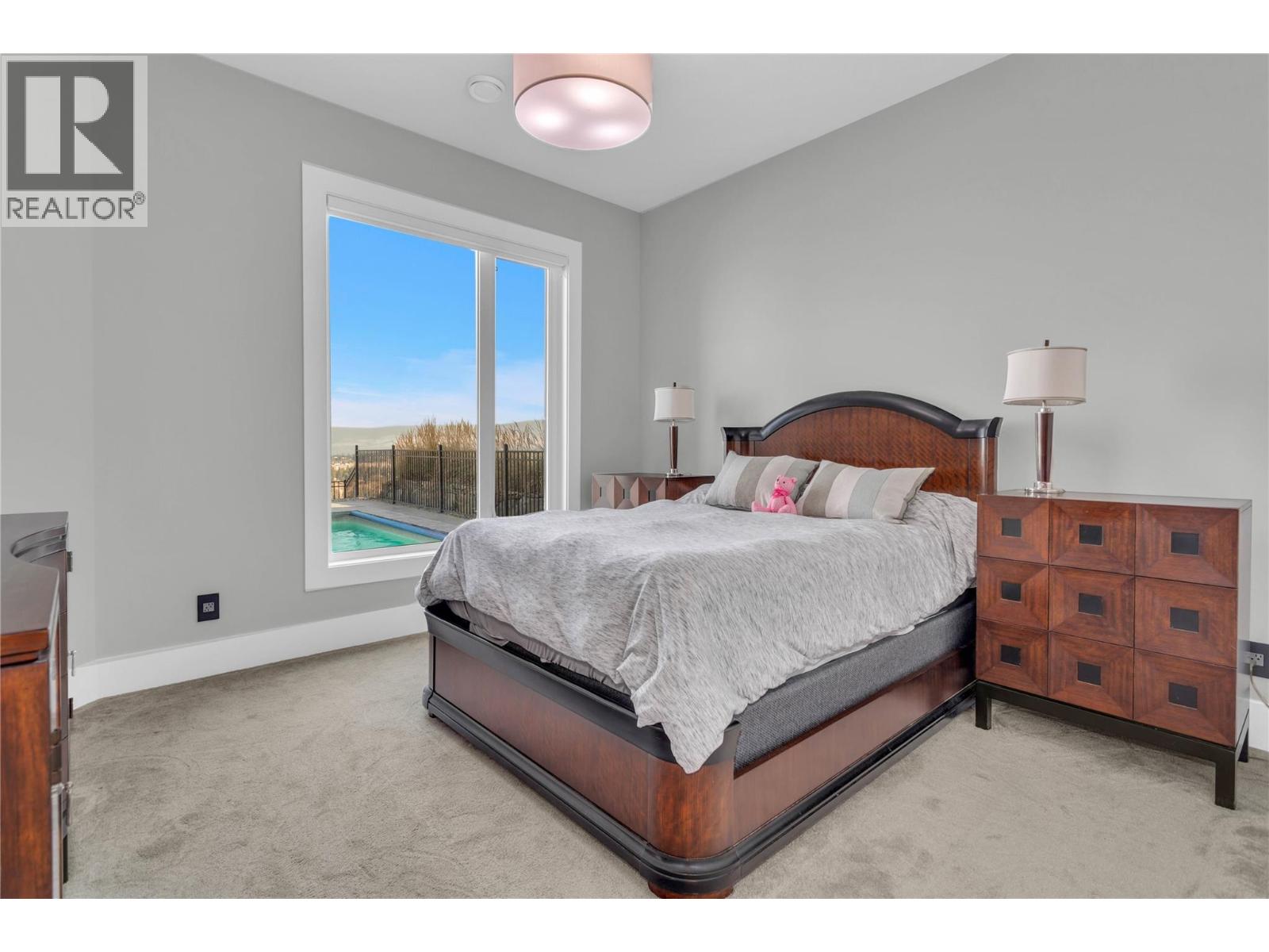  1050 Ledgeview Court, Kelowna