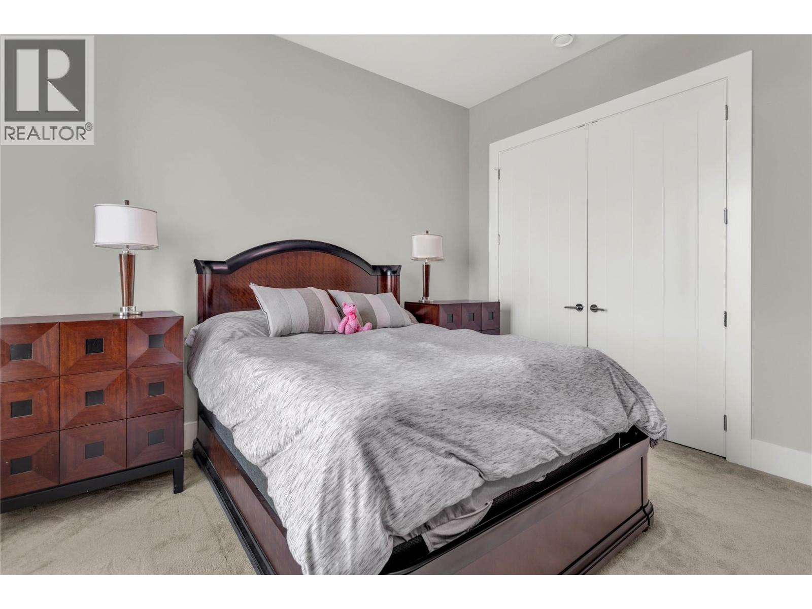  1050 Ledgeview Court, Kelowna