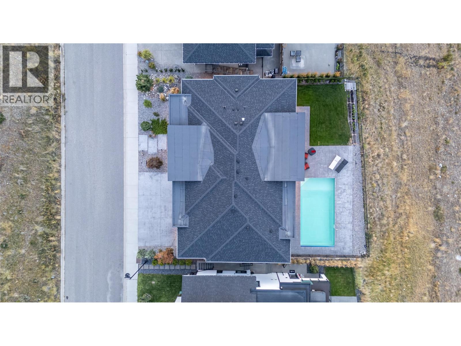  1050 Ledgeview Court, Kelowna