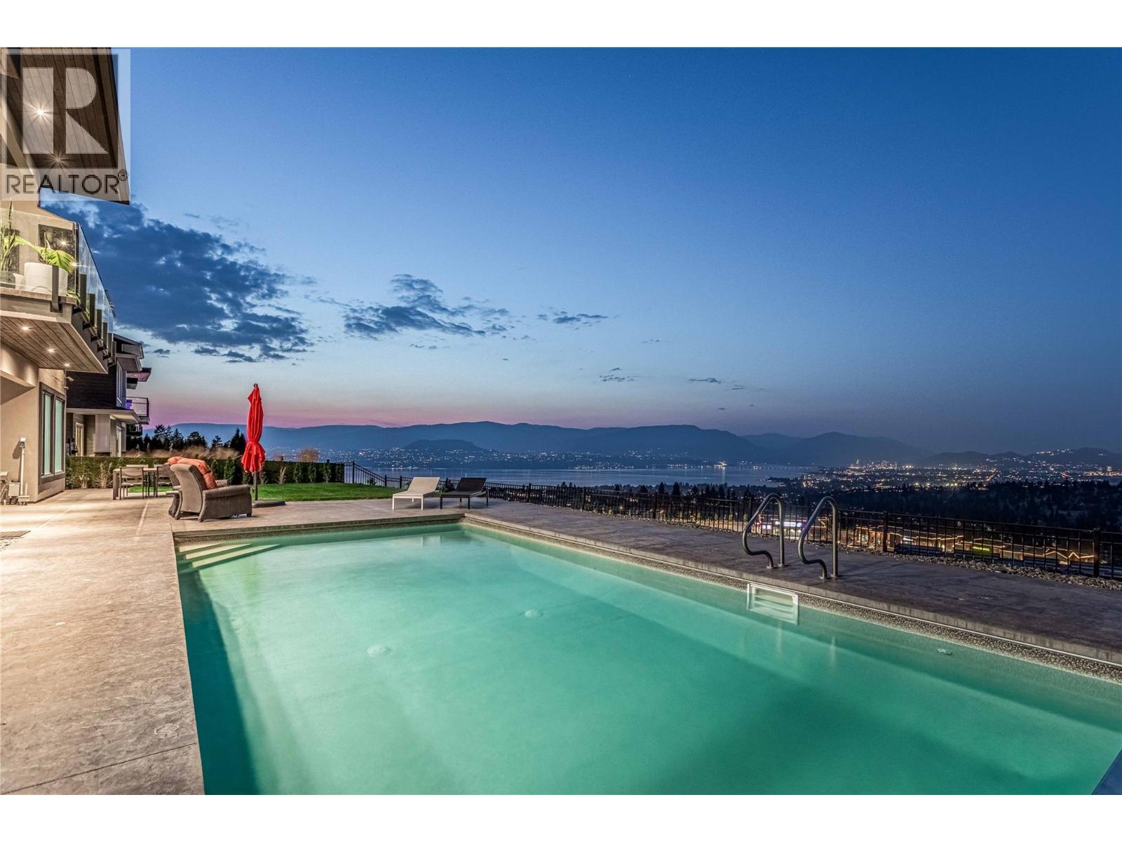  1050 Ledgeview Court, Kelowna
