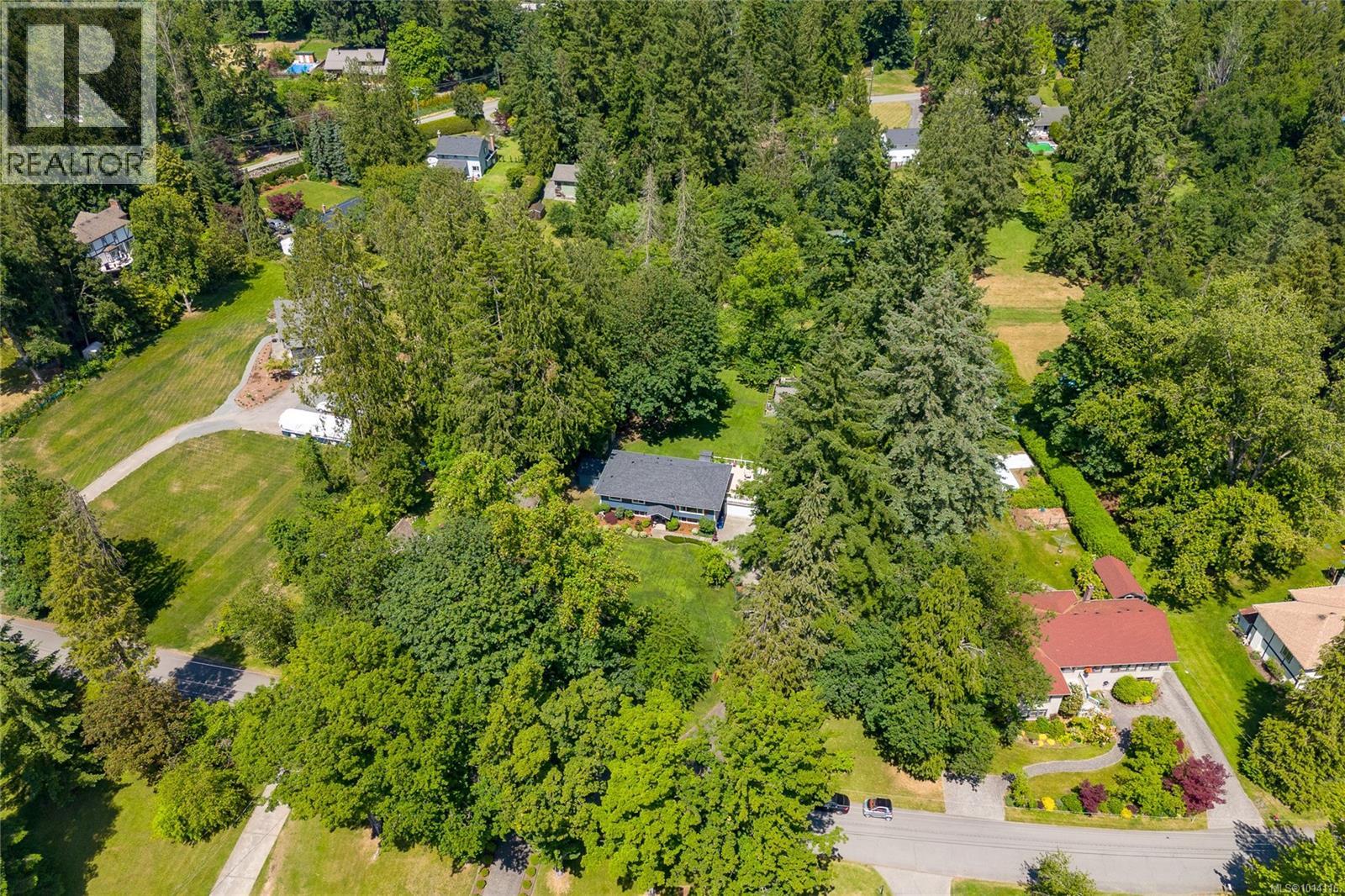 4724 Fairbridge Dr, Duncan