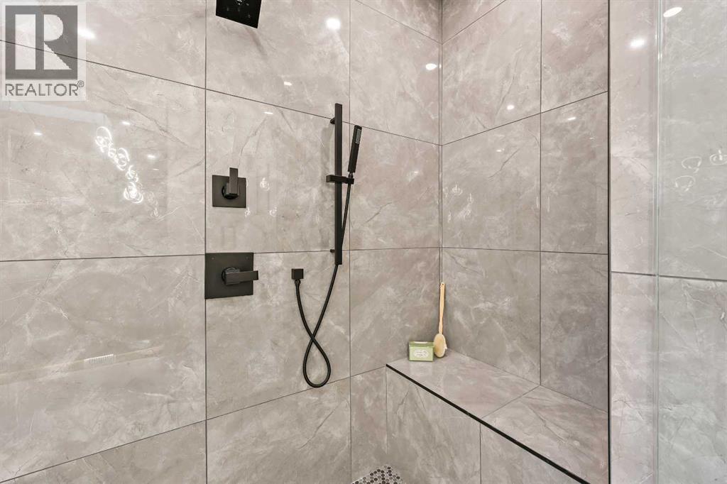 Single Family House for Sale in   Street NW Bowness Calgary 