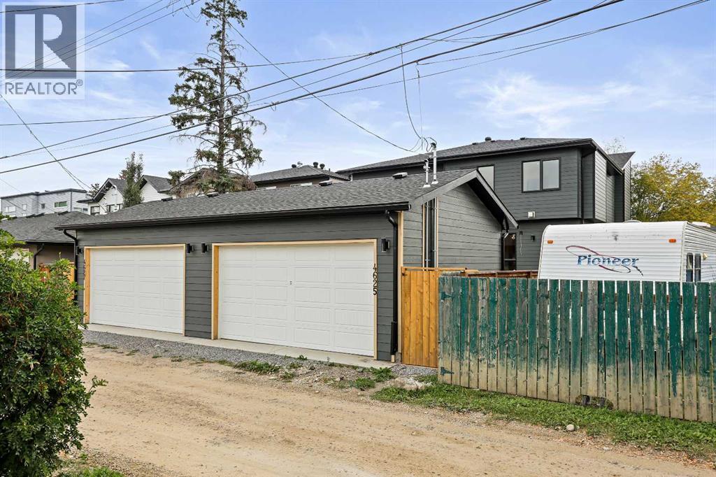 Single Family House for Sale in   Street NW Bowness Calgary 