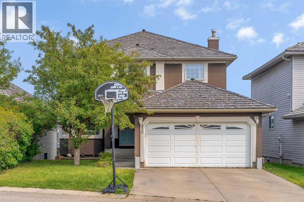 Single Family House for Sale in  Edgeridge Gardens NW Edgemont Calgary 