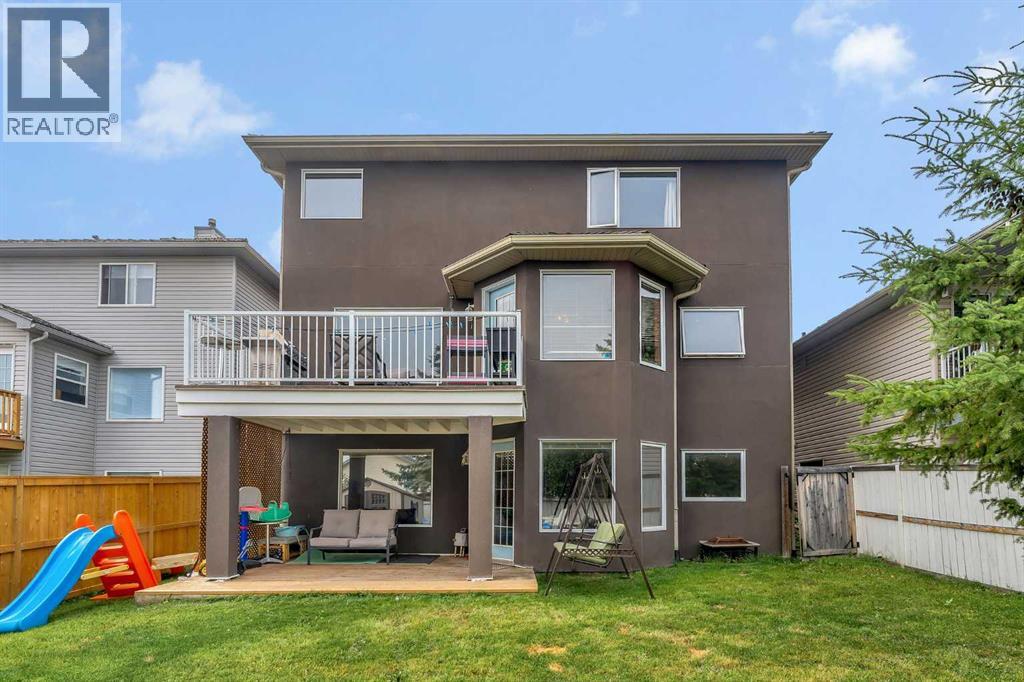 Single Family House for Sale in  Edgeridge Gardens NW Edgemont Calgary 