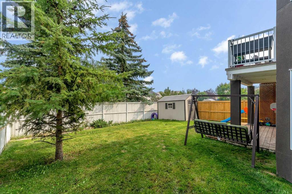 Single Family House for Sale in  Edgeridge Gardens NW Edgemont Calgary 