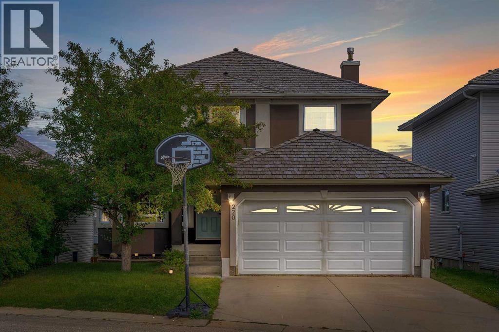 220 Edgeridge Gardens NW, Calgary, Alberta
