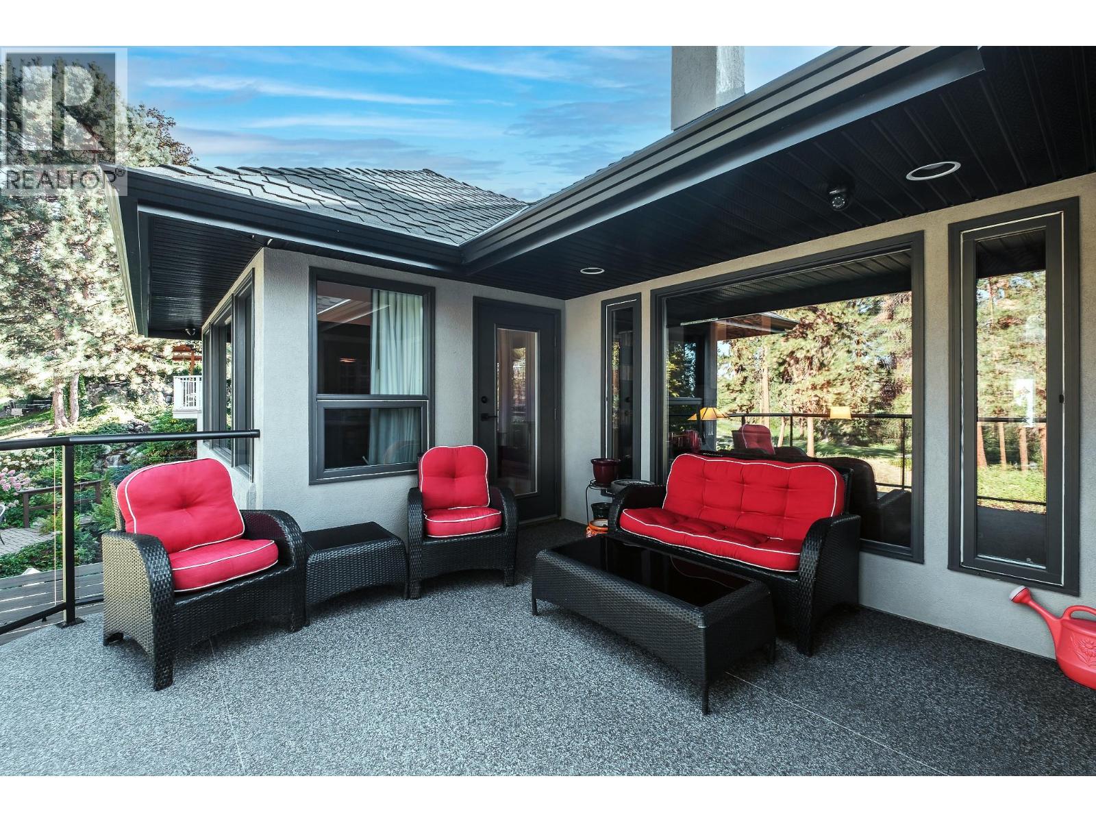  3907 Gallaghers Circle, Kelowna