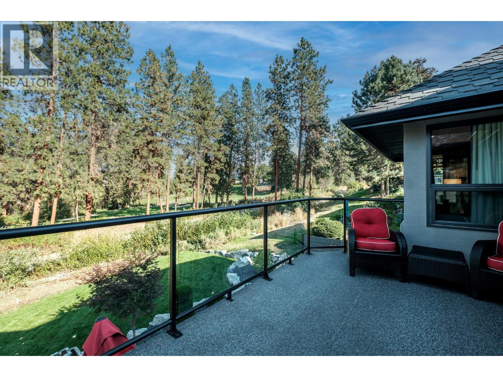  3907 Gallaghers Circle, Kelowna