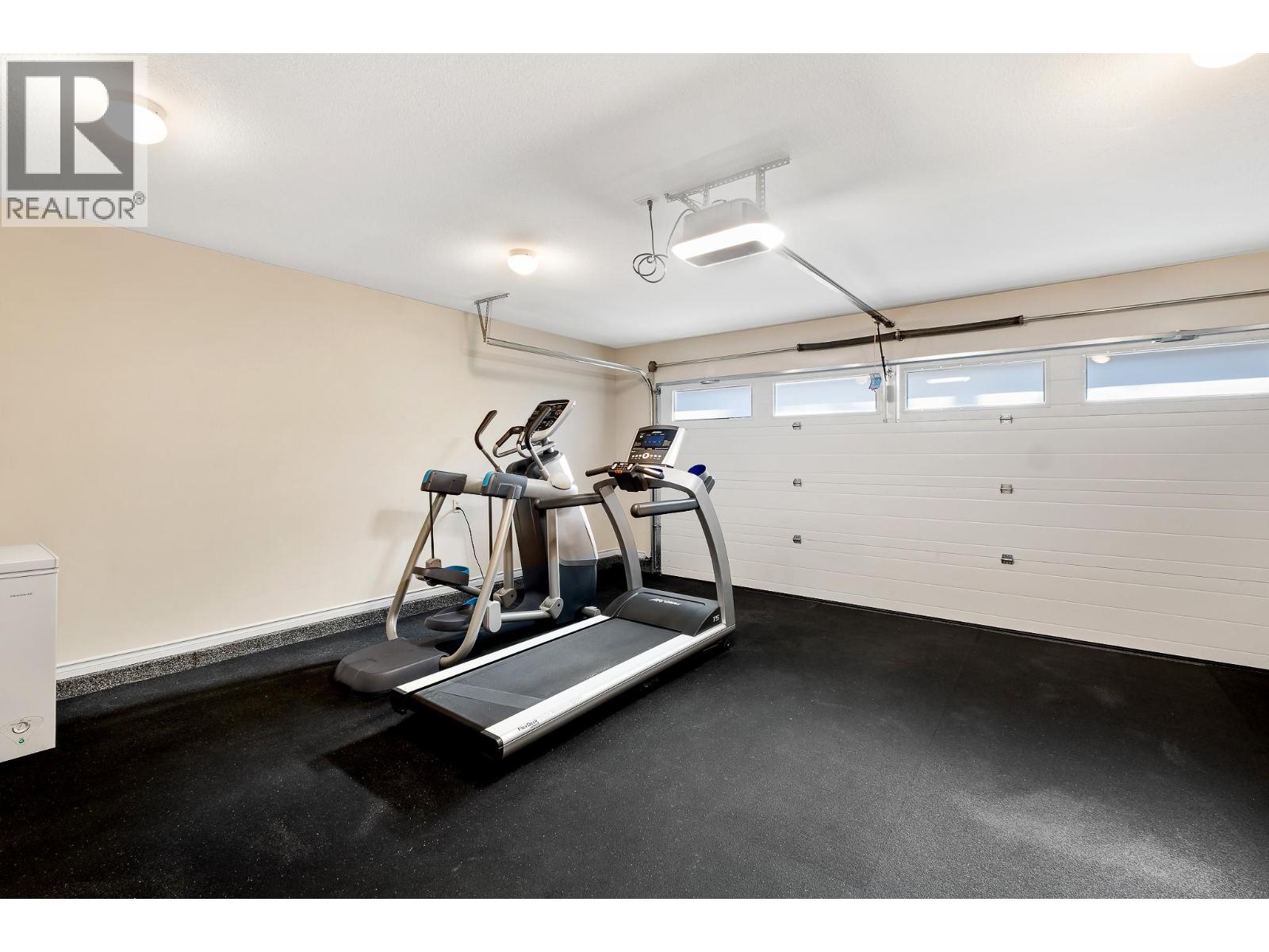  3907 Gallaghers Circle, Kelowna